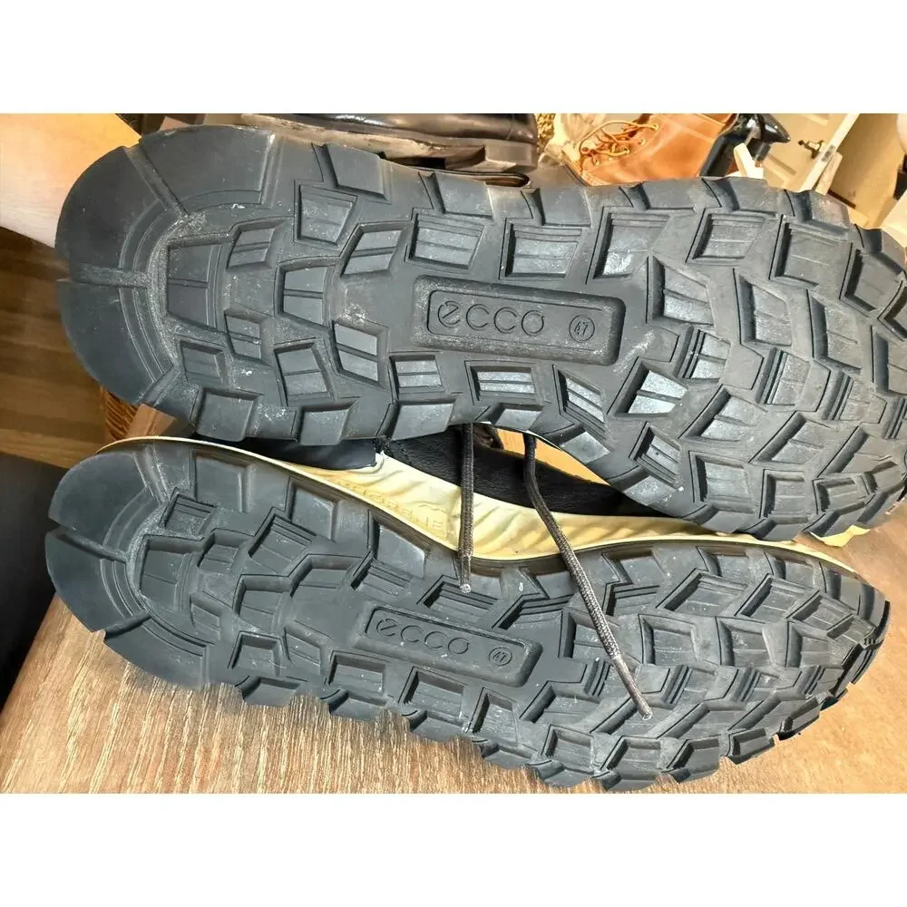 Ecco excellent preowned